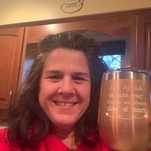 Meet your Posher, Sandy